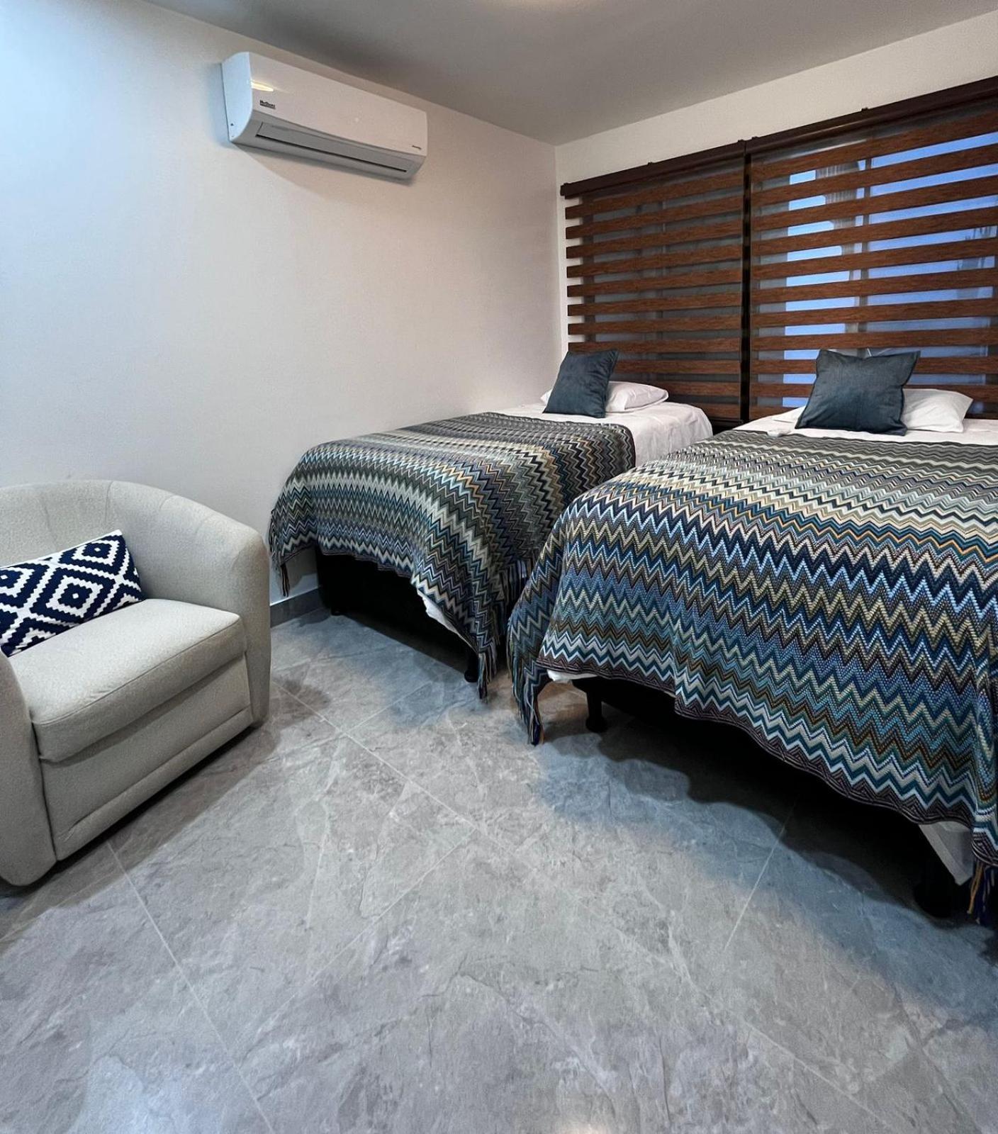 Mevak Apartments Suites Ла Фортуна Экстерьер фото